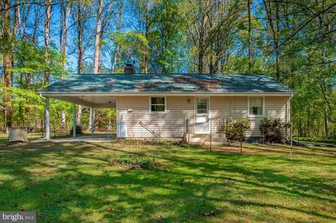 16212 Old Orchard Rd, Silver Spring, MD 20905 photo 3