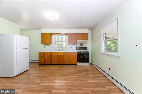 16212 Old Orchard Rd, Silver Spring, MD 20905 photo 22