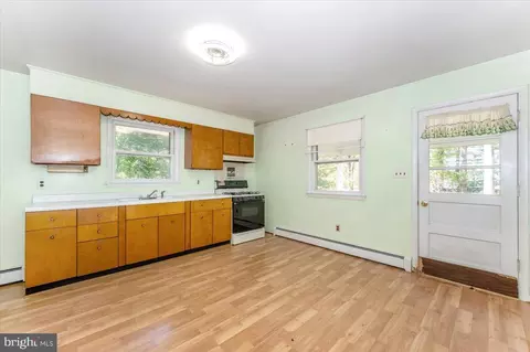 16212 Old Orchard Rd, Silver Spring, MD 20905 photo 24
