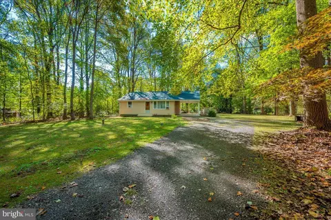 16212 Old Orchard Rd, Silver Spring, MD 20905