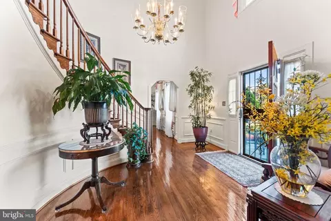 409 Carona Pl, Silver Spring, MD 20905 photo 6