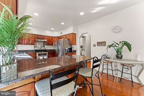409 Carona Pl, Silver Spring, MD 20905 photo 18