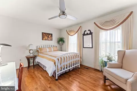 409 Carona Pl, Silver Spring, MD 20905 photo 34