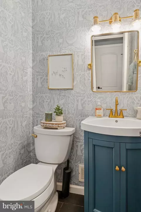 Bath - 509 Whitingham Dr, Silver Spring, MD 20904 photo 1 of 4