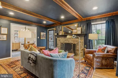 Living - 509 Whitingham Dr, Silver Spring, MD 20904 photo 2 of 2