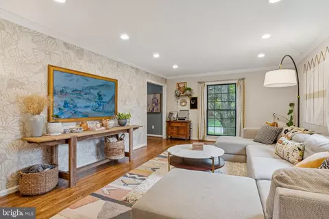 Living - 509 Whitingham Dr, Silver Spring, MD 20904 photo 1 of 2
