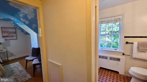 Entry Way - 10309 Ridgemoor Dr, Silver Spring, MD 20901 photo 12 of 18