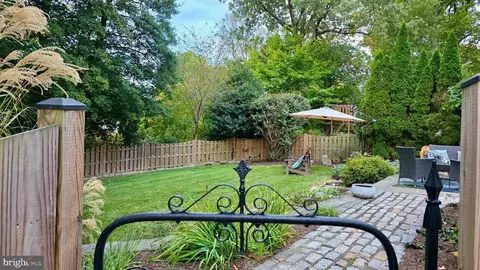 Exterior - 10309 Ridgemoor Dr, Silver Spring, MD 20901 photo 34 of 53