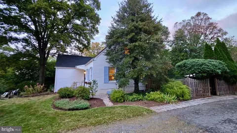 Exterior - 10309 Ridgemoor Dr, Silver Spring, MD 20901 photo 22 of 53