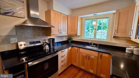 Kitchen - 10309 Ridgemoor Dr, Silver Spring, MD 20901 photo 2 of 4