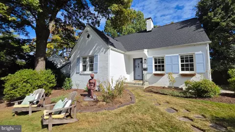 Exterior - 10309 Ridgemoor Dr, Silver Spring, MD 20901 photo 4 of 53