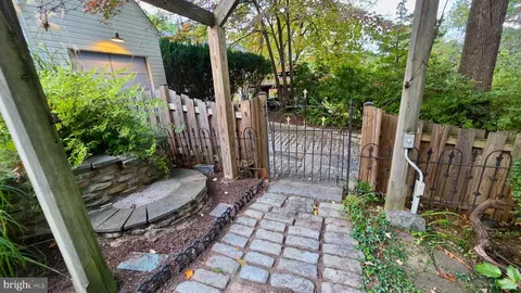 Exterior - 10309 Ridgemoor Dr, Silver Spring, MD 20901 photo 48 of 53