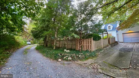 Exterior - 10309 Ridgemoor Dr, Silver Spring, MD 20901 photo 45 of 53