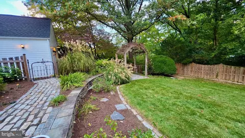 Exterior - 10309 Ridgemoor Dr, Silver Spring, MD 20901 photo 50 of 53