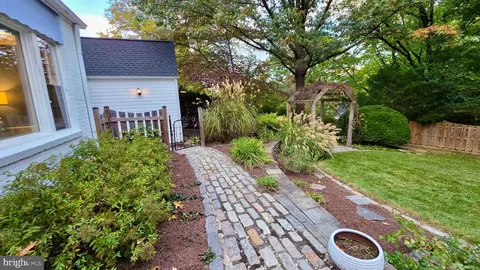Exterior - 10309 Ridgemoor Dr, Silver Spring, MD 20901 photo 51 of 53