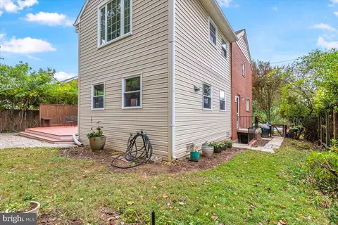 Exterior - 10101 Portland Rd, Silver Spring, MD 20901 photo 6 of 7