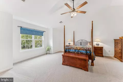 Bedroom - 18423 Thundercloud Rd, Boyds, MD 20841 photo 3 of 13
