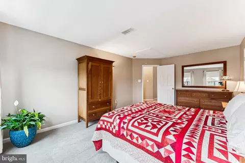 Bedroom - 18423 Thundercloud Rd, Boyds, MD 20841 photo 8 of 13