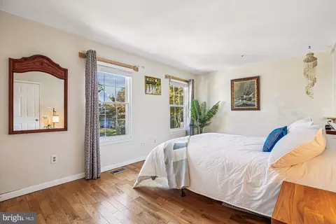 Bedroom - 30 Spring St, Gaithersburg, MD 20877 photo 1 of 5