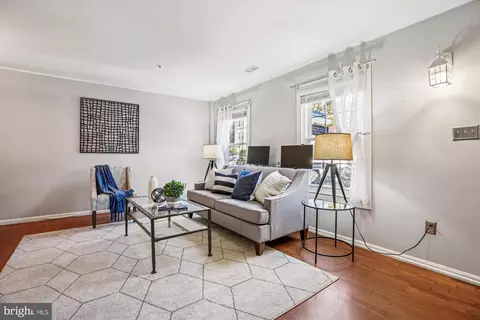 Living - 30 Spring St, Gaithersburg, MD 20877 photo 2 of 2