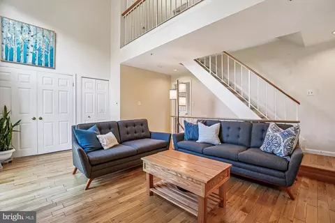 Living - 30 Spring St, Gaithersburg, MD 20877 photo 1 of 2