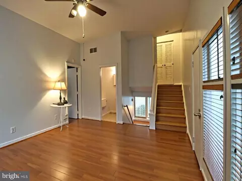907 N Belgrade Rd, Silver Spring, MD 20902 photo 12