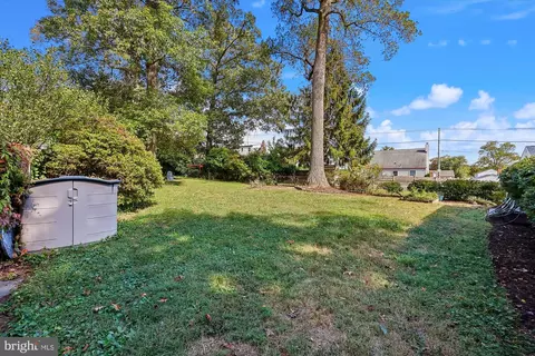 Exterior - 1605 Windham Ln, Silver Spring, MD 20902 photo 4 of 17