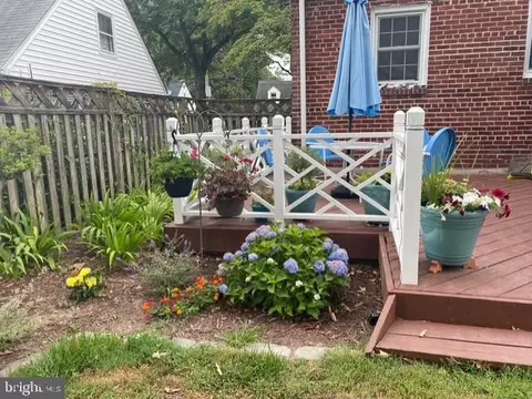 Exterior - 1605 Windham Ln, Silver Spring, MD 20902 photo 16 of 17