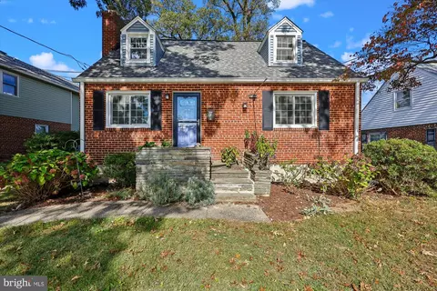 1605 Windham Ln, Silver Spring, MD 20902