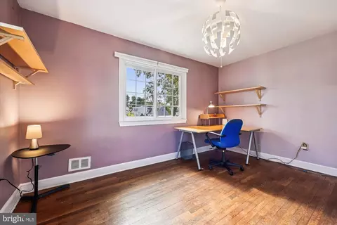 Bedroom - 1605 Windham Ln, Silver Spring, MD 20902 photo 2 of 11