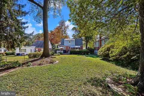 Exterior - 1605 Windham Ln, Silver Spring, MD 20902 photo 9 of 17