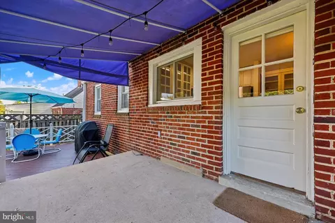 Exterior - 1605 Windham Ln, Silver Spring, MD 20902 photo 12 of 17