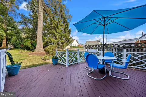 Exterior - 1605 Windham Ln, Silver Spring, MD 20902 photo 13 of 17