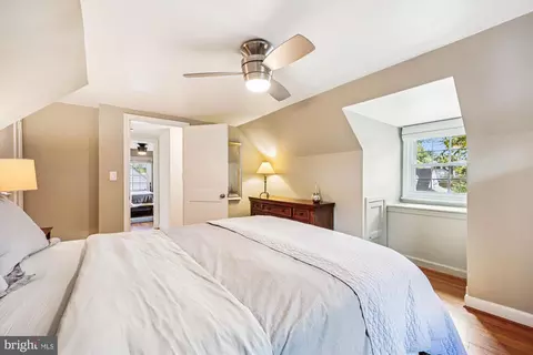 Bedroom - 1605 Windham Ln, Silver Spring, MD 20902 photo 10 of 11