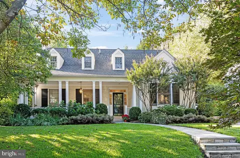 4106 Aspen St, Chevy Chase, MD 20815