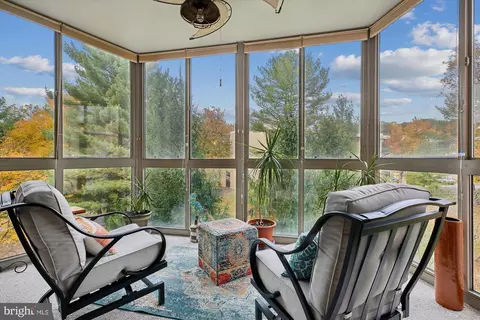 2901 S Leisure World Blvd #304, Silver Spring, MD 20906