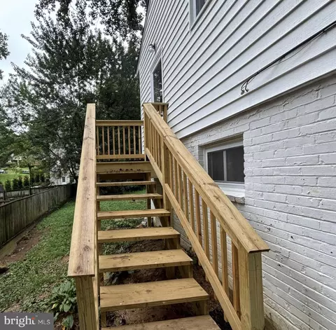 Exterior - 121 Whitmoor Ter, Silver Spring, MD 20901 photo 1 of 3