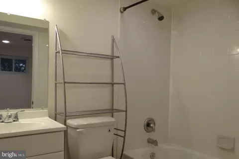 Bath - 121 Whitmoor Ter, Silver Spring, MD 20901 photo 2 of 2
