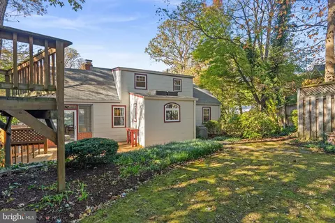 Exterior - 10319 Cherry Tree Ln, Silver Spring, MD 20901 photo 11 of 11