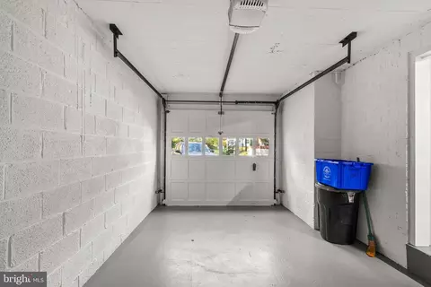 Exterior - 10319 Cherry Tree Ln, Silver Spring, MD 20901 photo 6 of 11