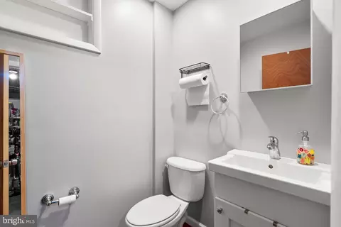 Bath - 3122 Helsel Dr, Silver Spring, MD 20906 photo 3 of 3