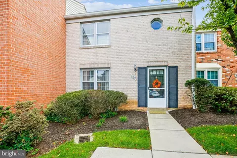 2702 Atlanta Dr #7-2702, Silver Spring, MD 20906 photo 2
