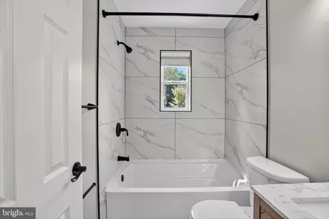 1704 E West Hwy #1704, Silver Spring, MD 20910 photo 6