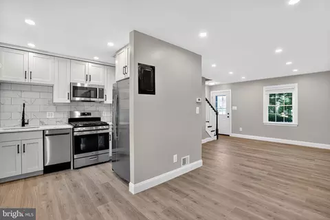 1704 E West Hwy #1704, Silver Spring, MD 20910 photo 11