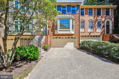 11503 Ridgerock Ln, Rockville, MD 20852