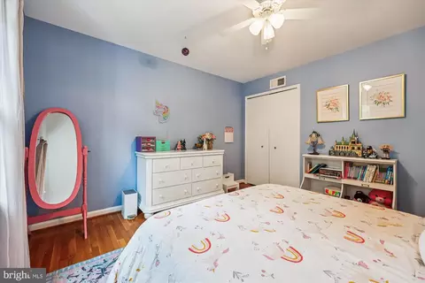 Bedroom - 1816 Rainbow Dr, Silver Spring, MD 20905 photo 6 of 11