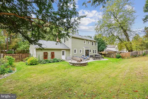 Exterior - 1816 Rainbow Dr, Silver Spring, MD 20905 photo 10 of 13
