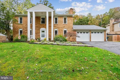 1816 Rainbow Dr, Silver Spring, MD 20905
