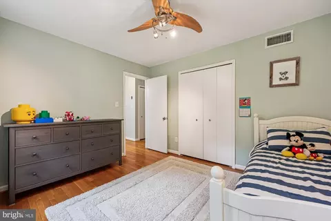 Bedroom - 1816 Rainbow Dr, Silver Spring, MD 20905 photo 10 of 11