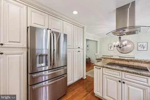 Kitchen - 1816 Rainbow Dr, Silver Spring, MD 20905 photo 5 of 6